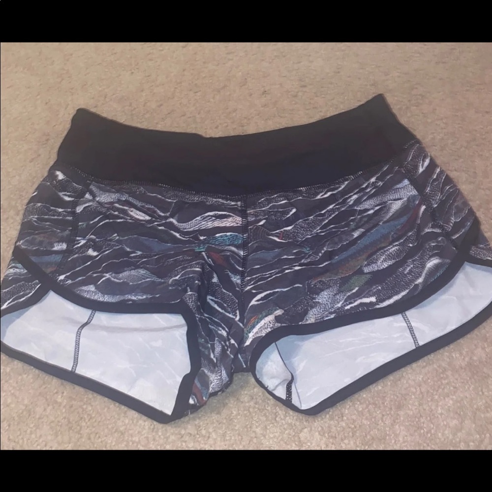 Lululemon speed shorts (2)